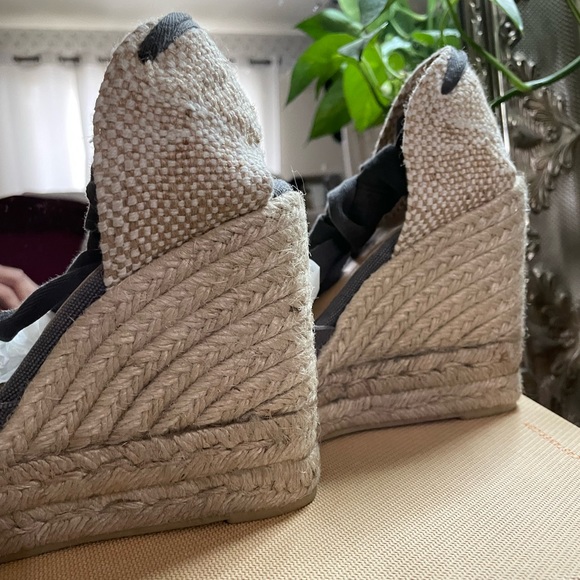 Castañer (Castaner) Chiara  Wedge Espadrille - 5 Grey (or Gray) - Picture 4 of 7